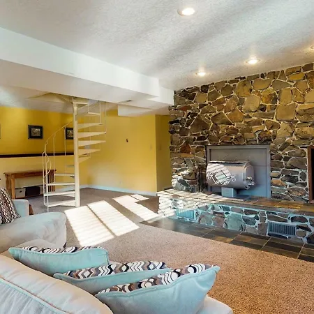 Meadows And Mountain Retreat Villa Little Oklahoma Exterior photo